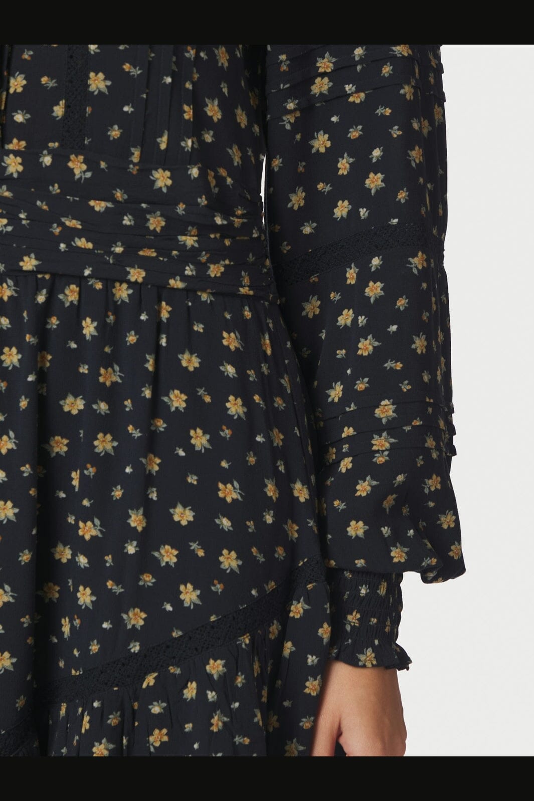 Neo Noir - Roberta Small Flower Dress 170527 - 100 - Black