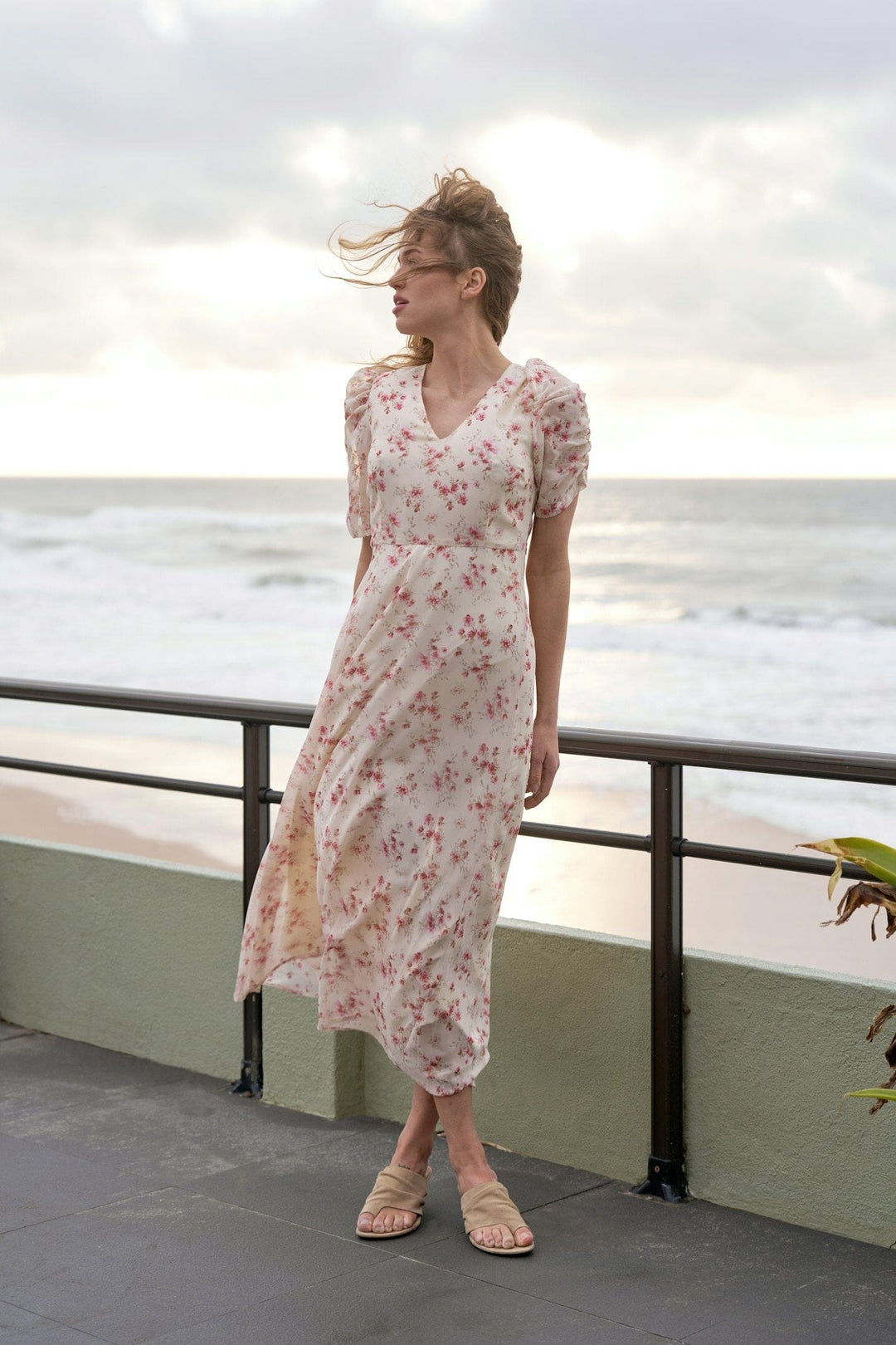 Neo Noir - Vira Floral Dress 169209 - 122 - Creme Kjoler 