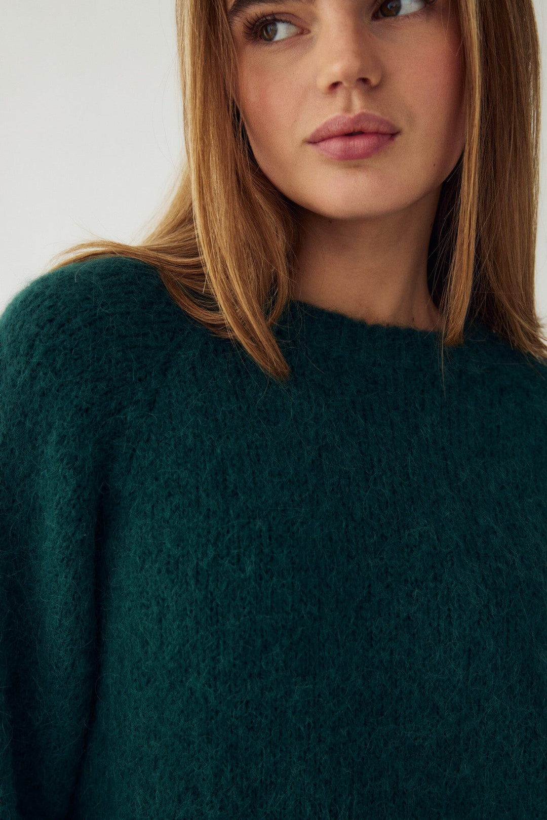 Noella - N-Latora Knit 15950002 - 136 - Bottle Green Strikbluser 