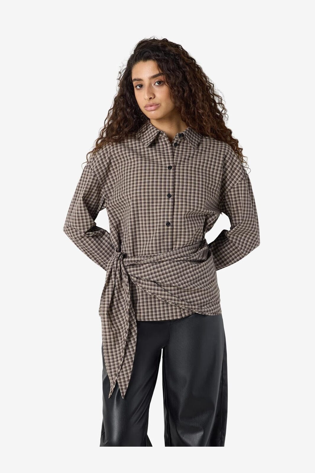 Noisy May - Nmkilah L/S Scarfshirt - 5185766 Oatmeal Chocolate Brown