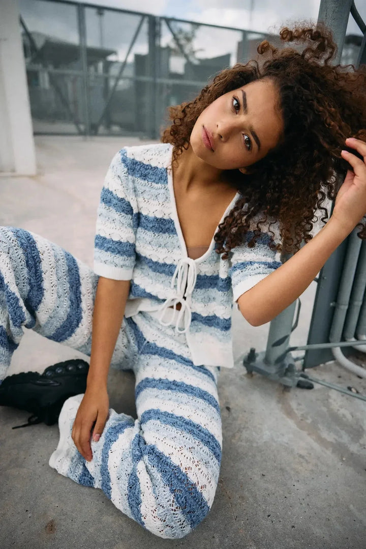 Noisy May - Nmlaika S/S Tie Knit Top Fwd - 4946489 Birch Blue Combination Cardigans 