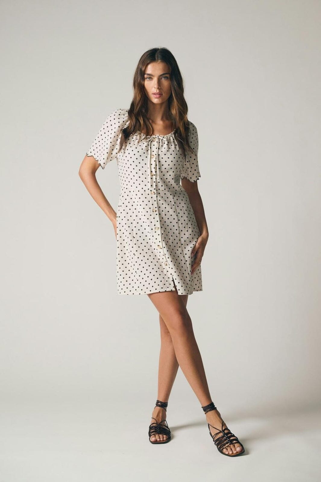 Only - Onlemmia S/S Emb Short Dress - 5078263 Pumice Stone Delicioso Dot