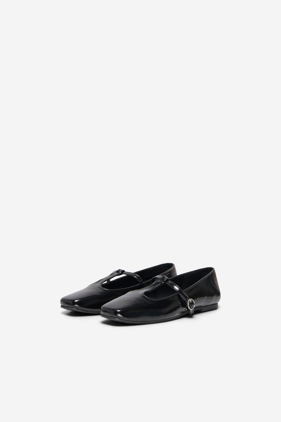 Only Shoes - Onlakira-8 Pu T-Strap Ballerina - 5064662 Black
