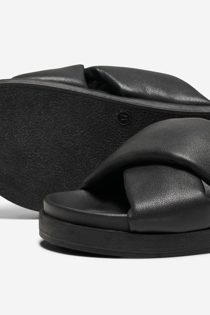 Only Shoes - Onlminnie-12 Cross Strap Sandal - 4461910 Black