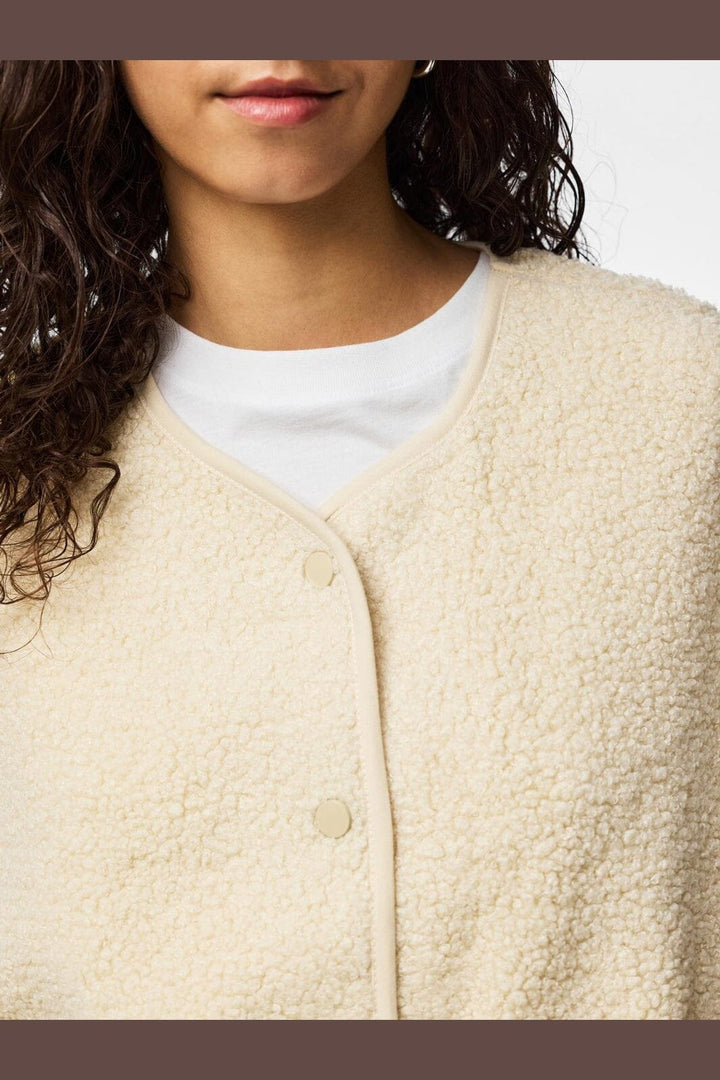 Pieces - Pckatty Teddy Vest - 4897815 Birch