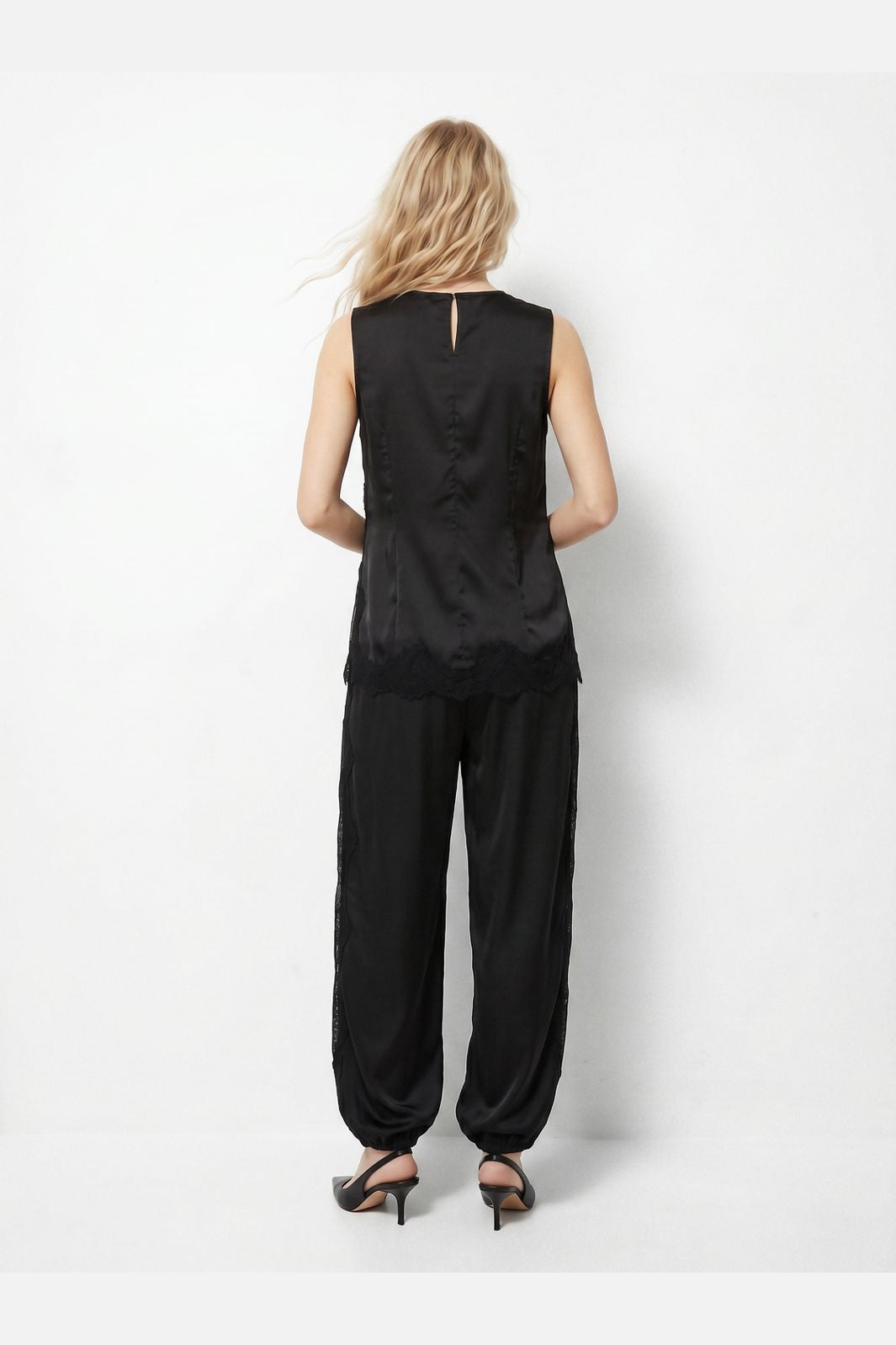Pieces - Pcolli Sl Asymetric Lace Top - 5233633 Black