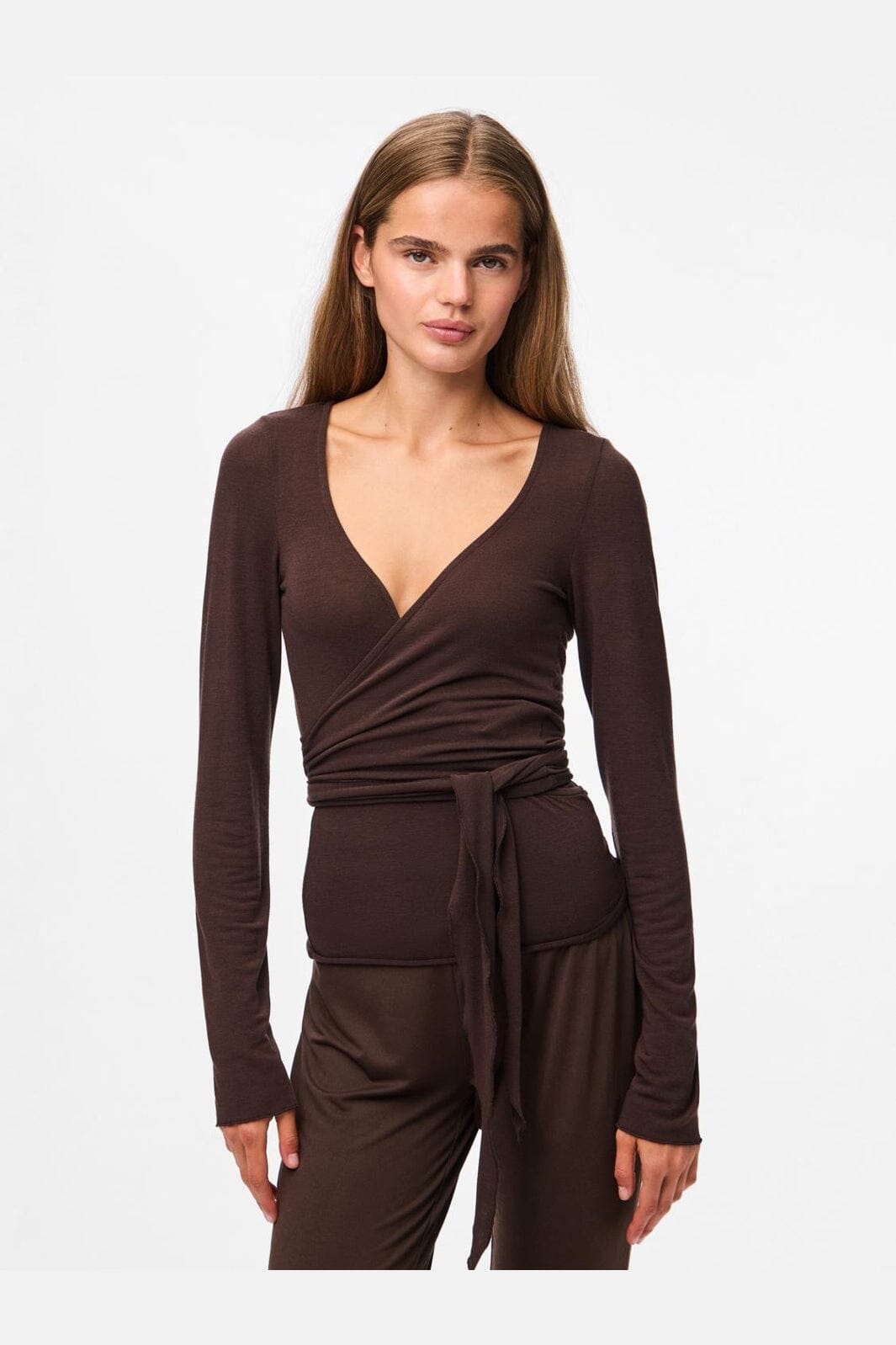 Pieces - Pcroya Ballerina Ls Wrap Top - 4867488 Hot Fudge