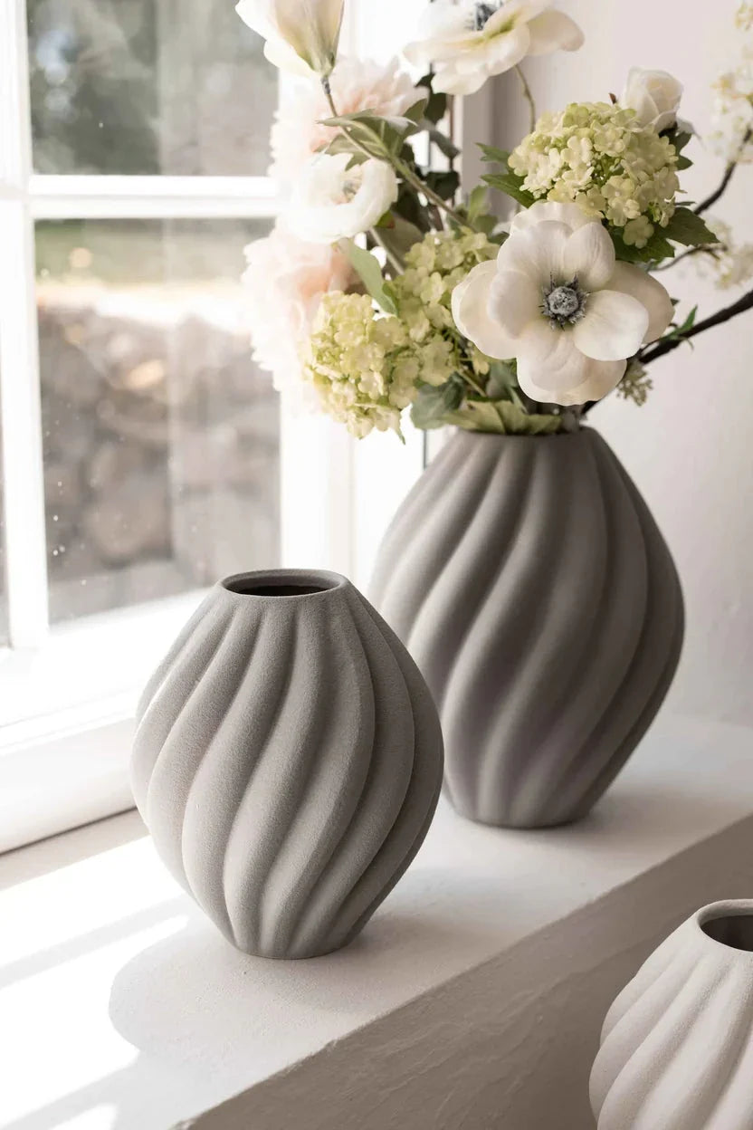 Specktrum - Flora Vase - Grå | Lille 3401 - Grå Vaser 