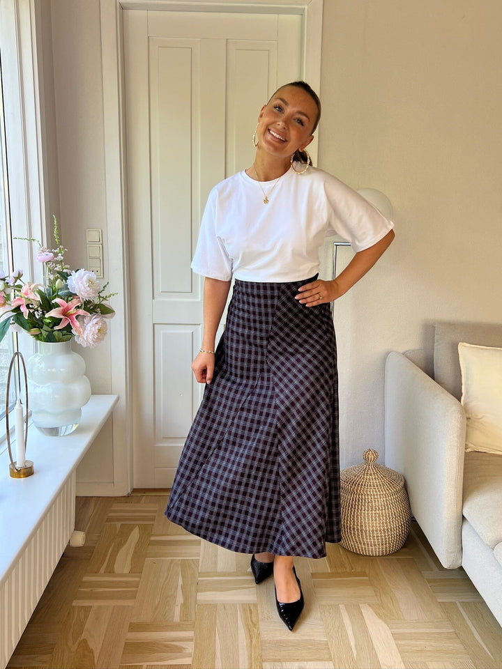 Valentin Studio - Check Skirt - Grey With Bordeux Xheck Nederdele 
