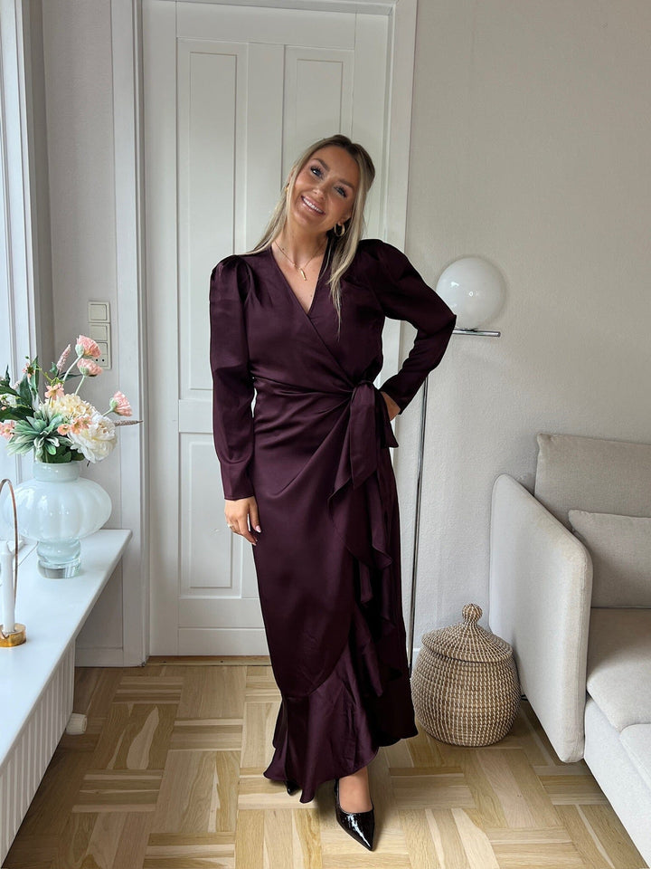 Valentin Studio - Senorita Dress Heavy Satin 167810 - 174 - Burgundy Kjoler 