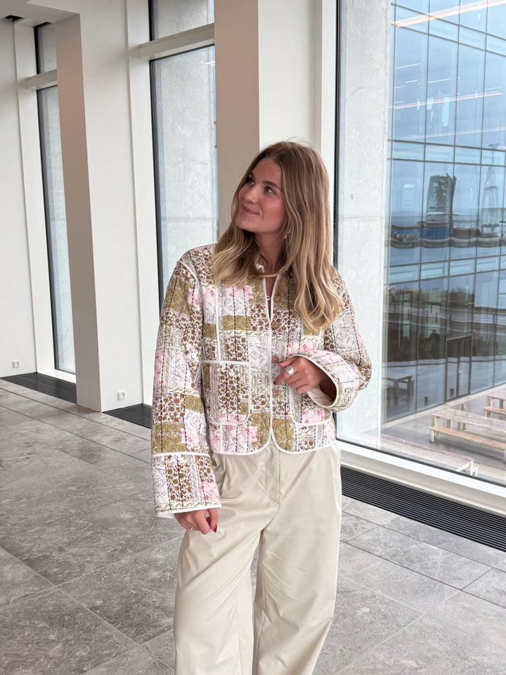 YAS - Yaslori Ls Quilted Jacket Fest - 5057018 Mango Mint W. Lori Print Jakker 